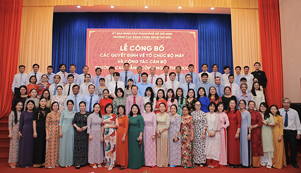 Trường Cao đẳng Công nghệ Thủ Đức tổ chức sắp xếp bộ máy và công tác nhân sự